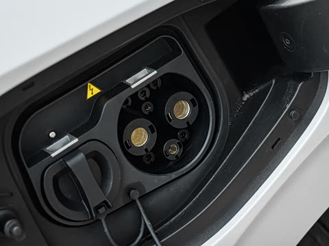 2026�� EV 550km ������