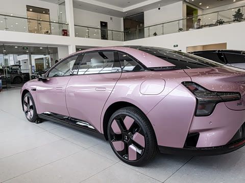 2026�� 640 �������� Plus