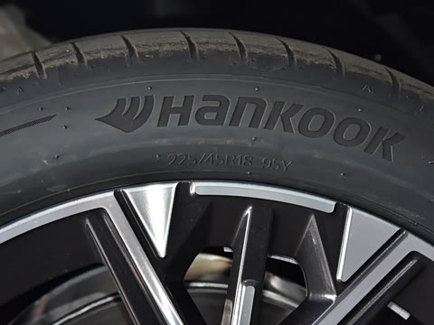 2026�� 225L M�˶���װ