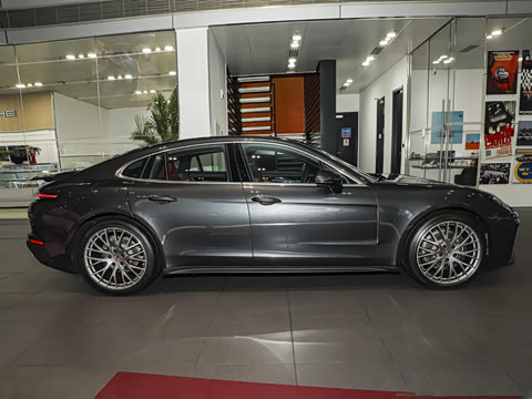 2026�� Panamera ������ 2.9T