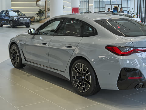 2026�� 430i Gran Coupe M�˶���ҹ��װ