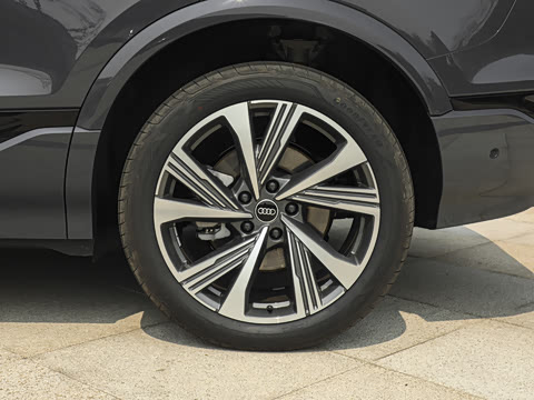 2026�� quattro Ǭ���Ǽݰ�