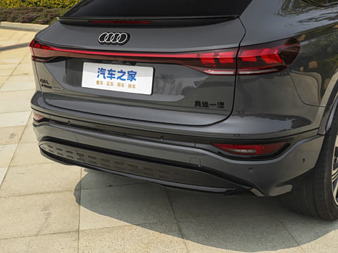 2026�� quattro Ǭ���Ǽݰ�