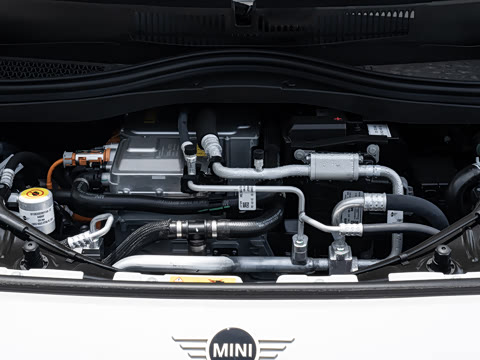 2026�� 463km COOPER SE ����������