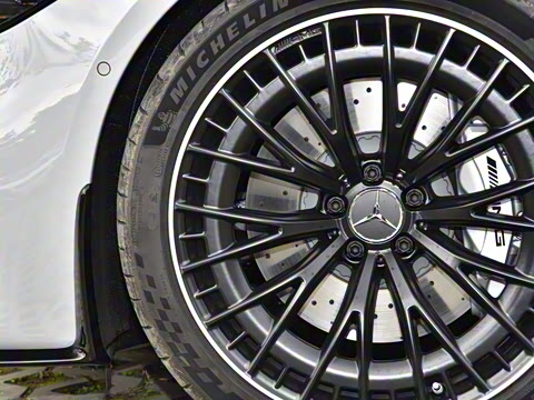 2025 Ŀ AMG CLE 53 4MATIC+ ܳ