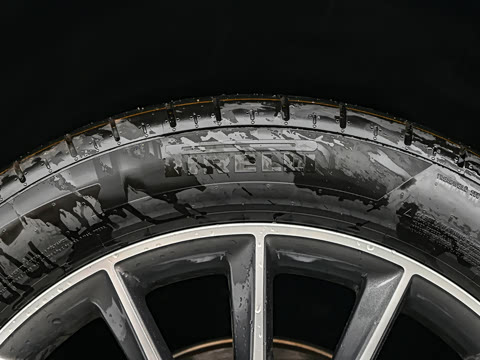 2025�� �Ŀ� GLE 450 4MATIC ������