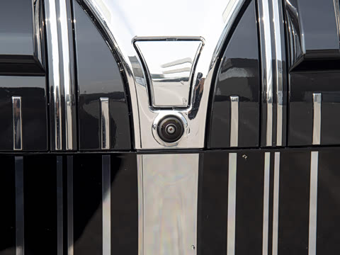 2026�� 740Li ������ M�˶���װ