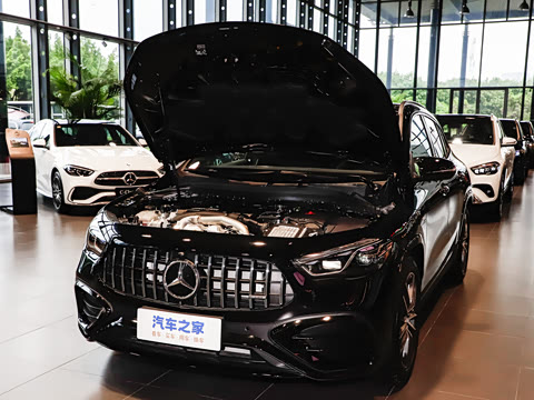 2025�� AMG GLA 35 4MATIC