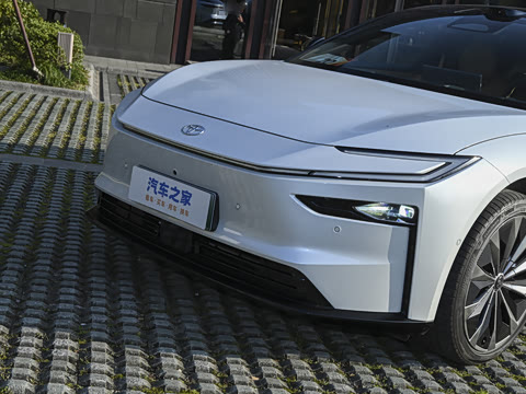 2026�� 710 Ultra�����״��