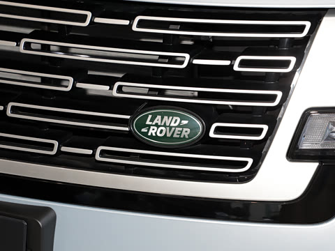 2026�� 3.0 L6 400PS AB�����