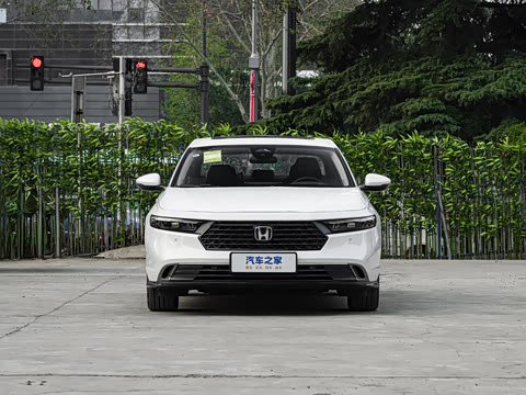 2025�� 2.0L e:PHEV ����