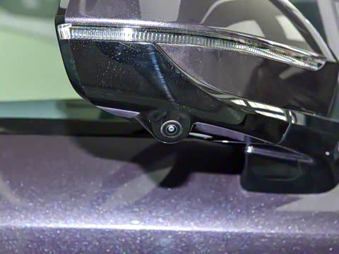 2026 DM-i 1.5T 218KM Խ