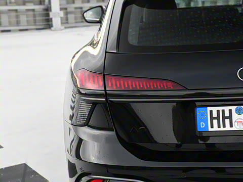 2025�� Avant �����