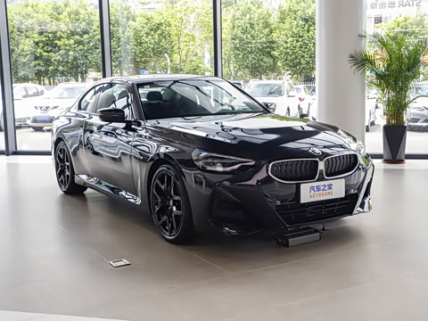 2026�� 225i M�˶���ҹ��װ