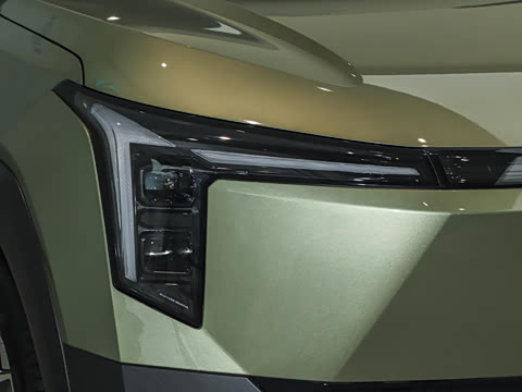 2025�� 401 Ultra