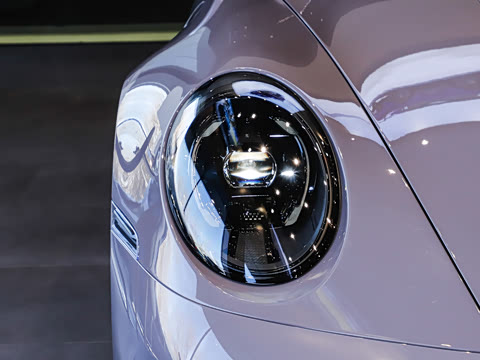 2026�� Carrera 3.0T