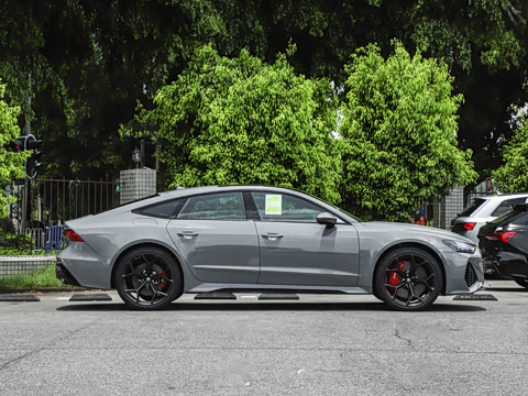 2025�� RS 7 4.0T Sportback performance