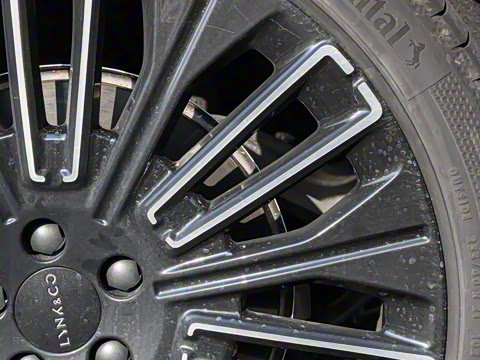 2025�� 240����Ultra