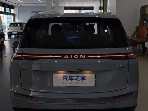 2025�� Plus 430 ������