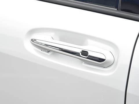 2027�� 2.5L ˫�����������