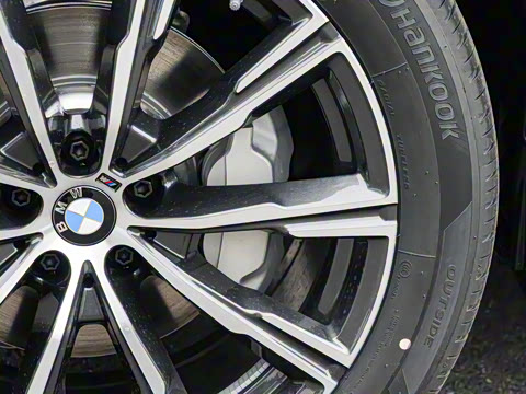 2025 xDrive 30Li M˶ҹװ