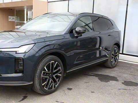 2026�� ������������Plus