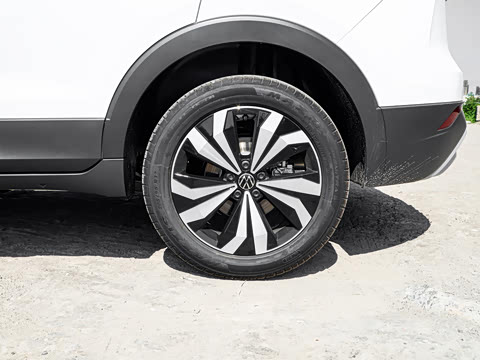 2026�� ���� 300TSI �����