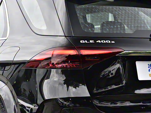 2025�� �Ŀ� GLE 400 e 4MATIC