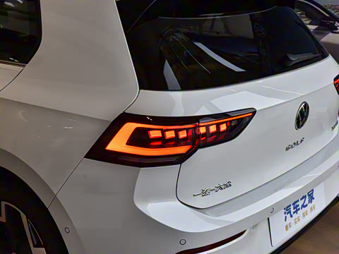 2026�� 300TSI R-Line