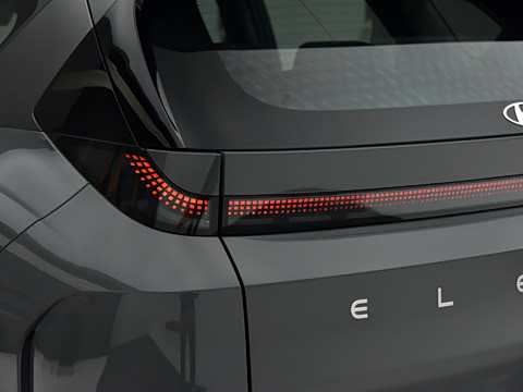 2025�� ����TECH�� 64.2kWh
