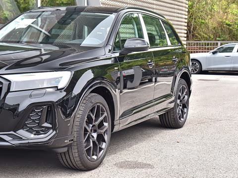 2026�� 45 TFSI quattro S line����ʿ��