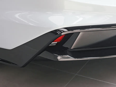 2026�� 600 SE 5��