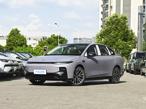 2027�� 590������