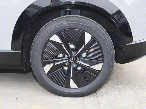 2025�� ����600 Pro