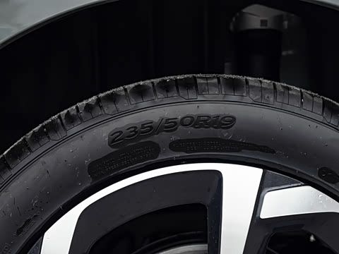 2026�� quattro 45�����ذ� 45TFSI quattro ʱ�ж�����