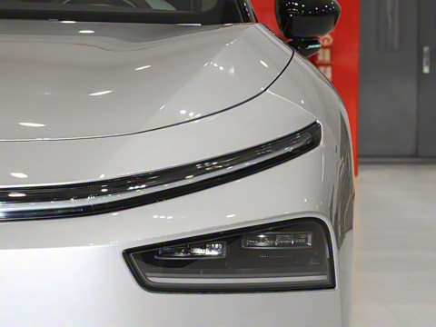 2026�� ���� 725 Max �콢��