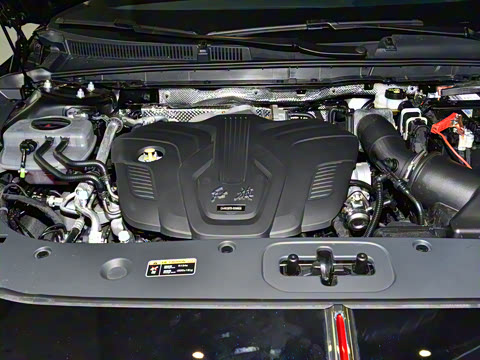 2025�� 2.0T ������