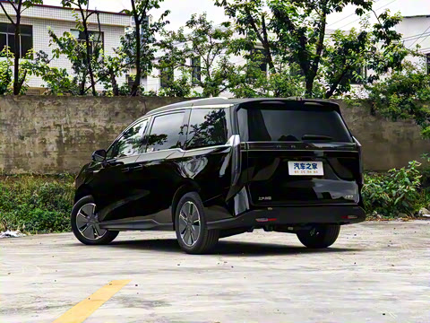 2025�� 527km ɭ�ֳ�������