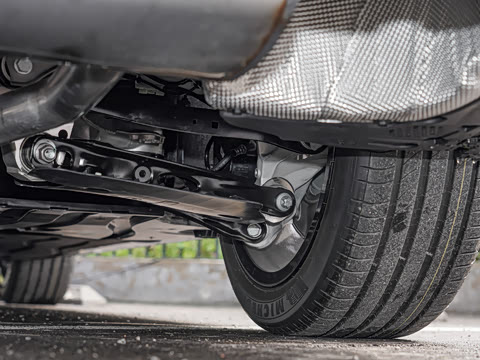 2026�� 525Li M�˶���װ