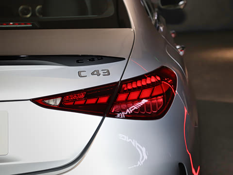 2026�� AMG C 43 4MATIC