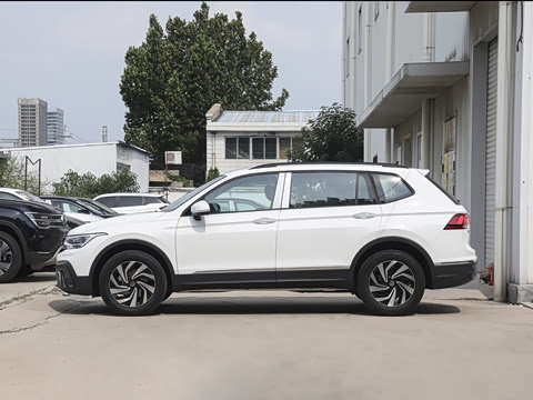 2024�� ���ڿ� 300TSI �Զ��������а�