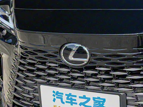 2026�� 300 ����������