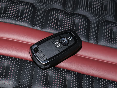 2025�� 2.3T ����SV7 ��Ұ��