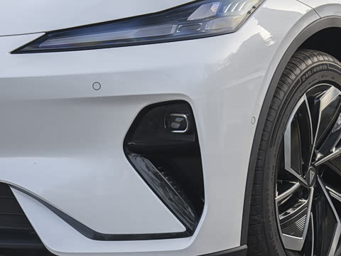 2026�� 660Ultra��ΪǬ��ADS SE��