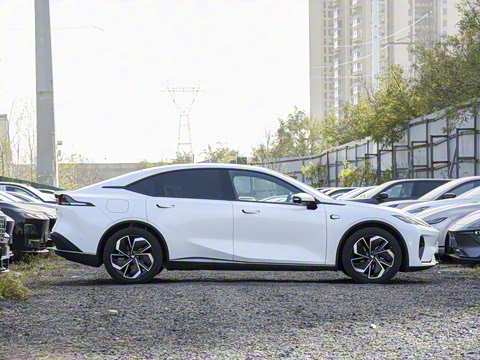 2026�� 660Ultra��ΪǬ��ADS SE��