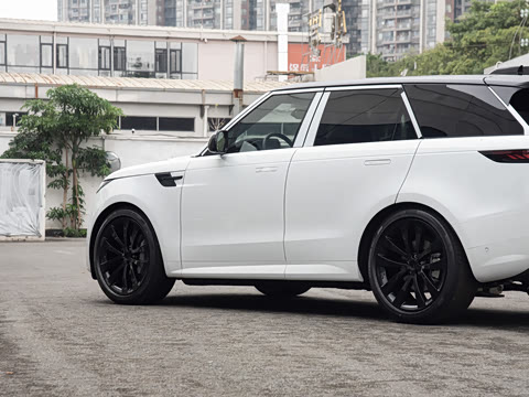 2026�� 400PS Dynamic SE