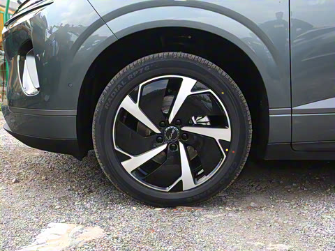 2025�� EV 605�캽Plus��