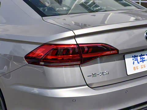 2025�� �Ŀ� 300TSI DSG���а�