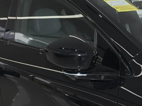 2026�� ���� 702 Max �콢��