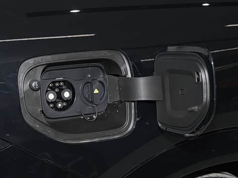 2026�� ���� 702 Max �콢��